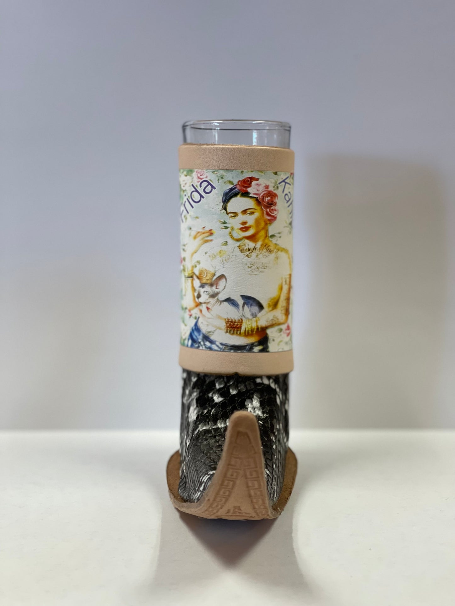 EM Bota Trivalera Shot Cup